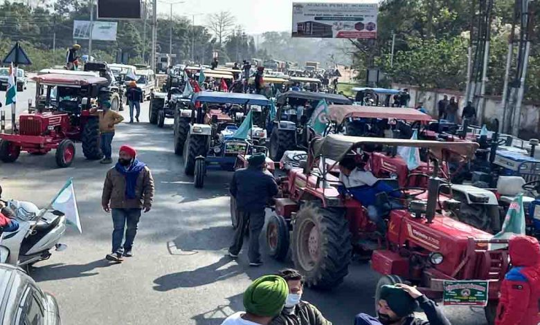Farmers march to Raj Bhavan create chaos in Doon
