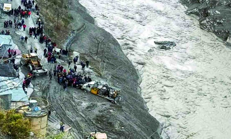 Uttarakhand avalanche Many theories, no certain reason
