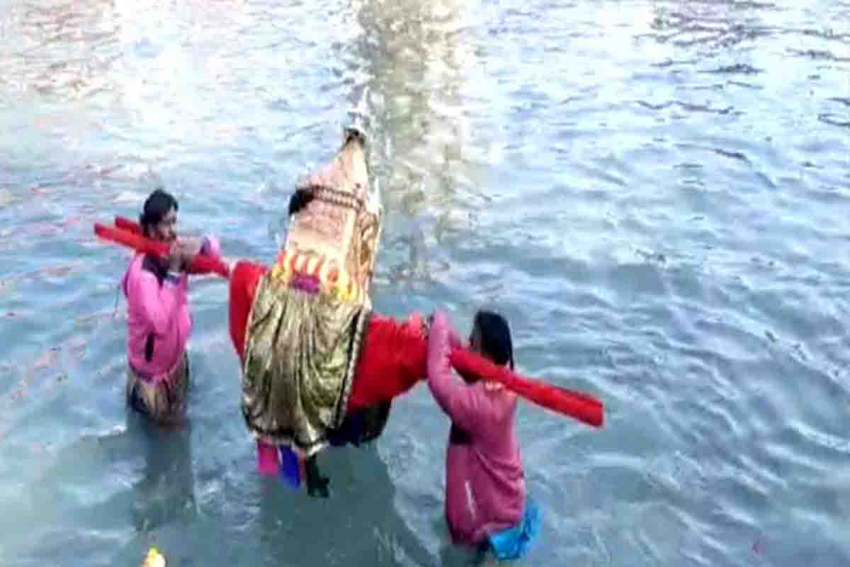 Dev-doli-snan-to-be-symbolic