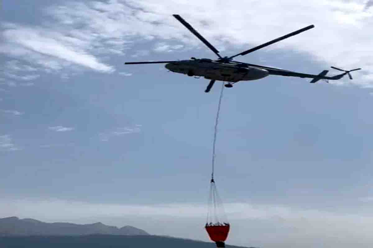 IAF chopper starts operation to douse forest fires