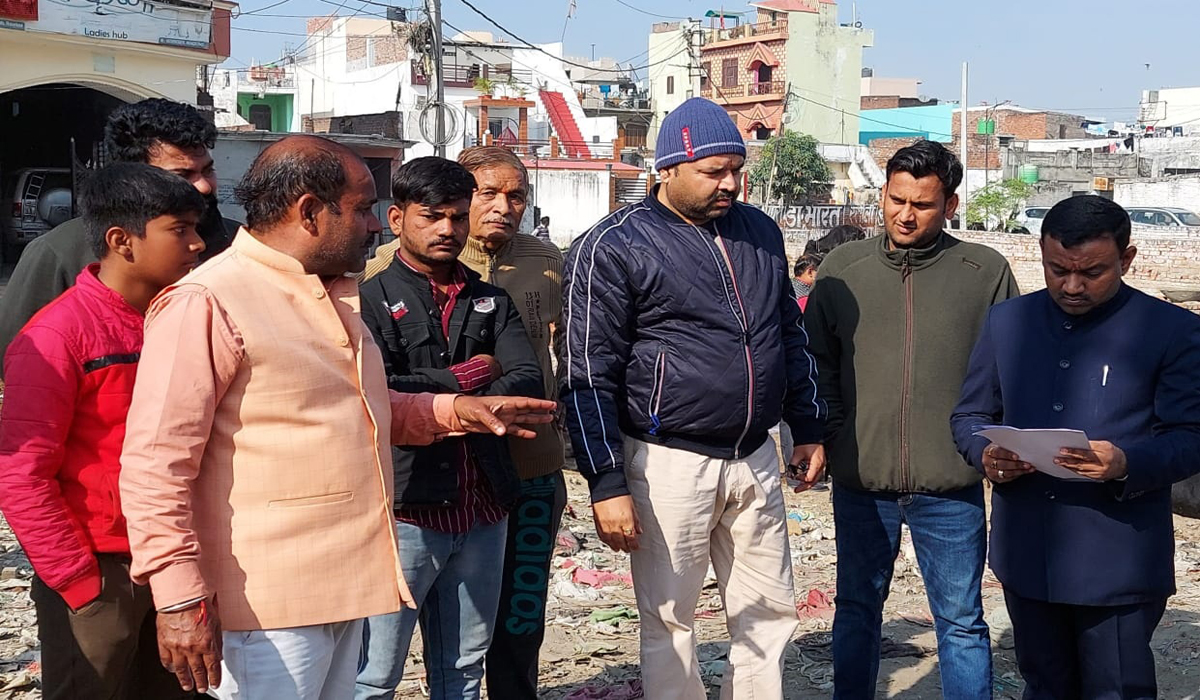 Mayor Gaurav Goyal inspects encroached pond after receiving complaints ...