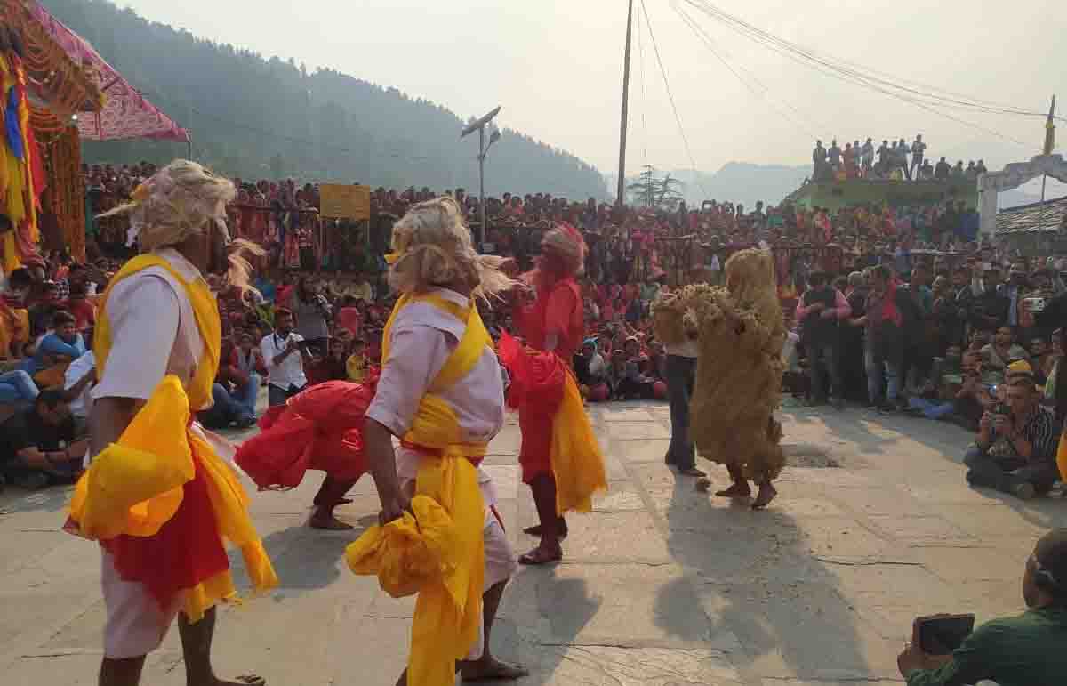 Ramman Mela held with enthusiasm in Chamoli village