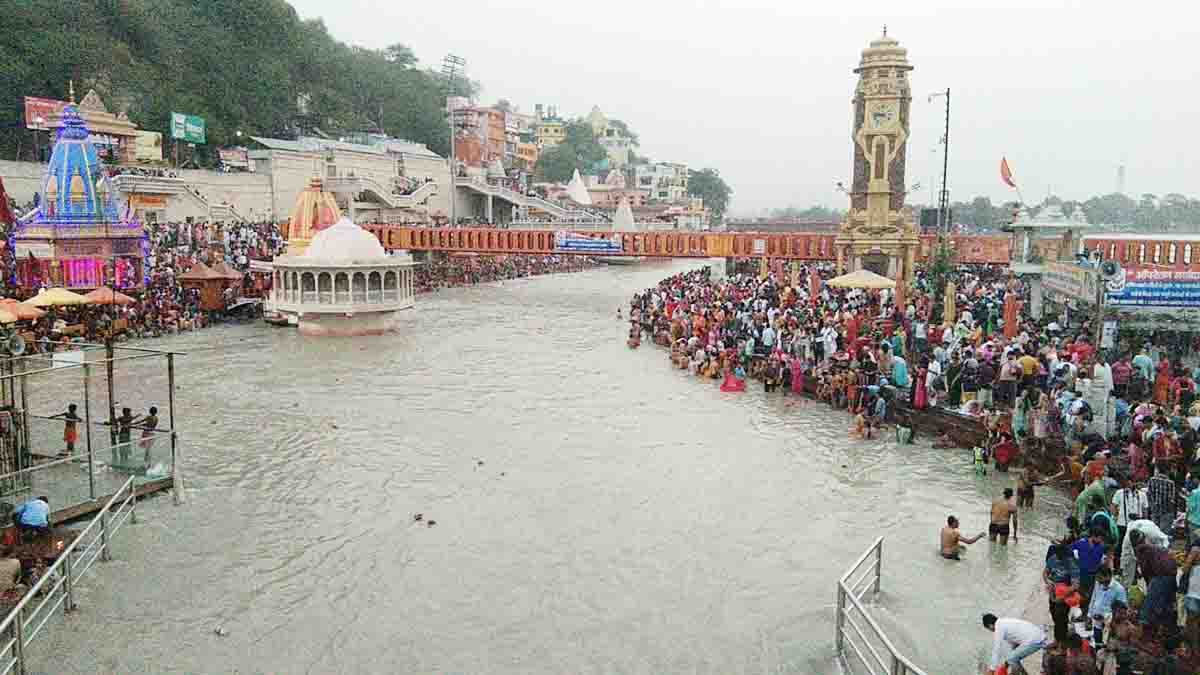 24 lakh take holy dip on Ganga Dussehra - Pioneer Edge | Uttarakhand ...