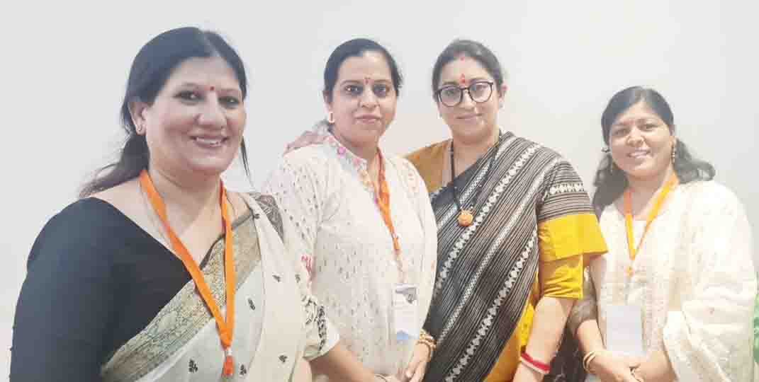 Irani appreciates U’khand women’s strengths