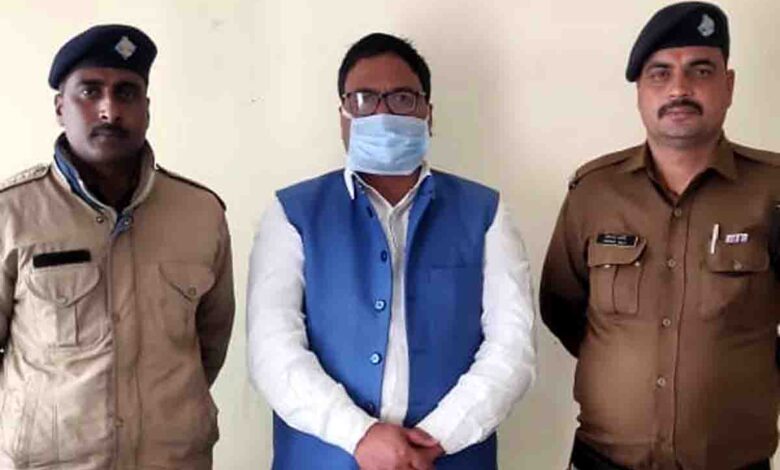 Police arrest Daulat Kunwar for scamming duo in DGP's name