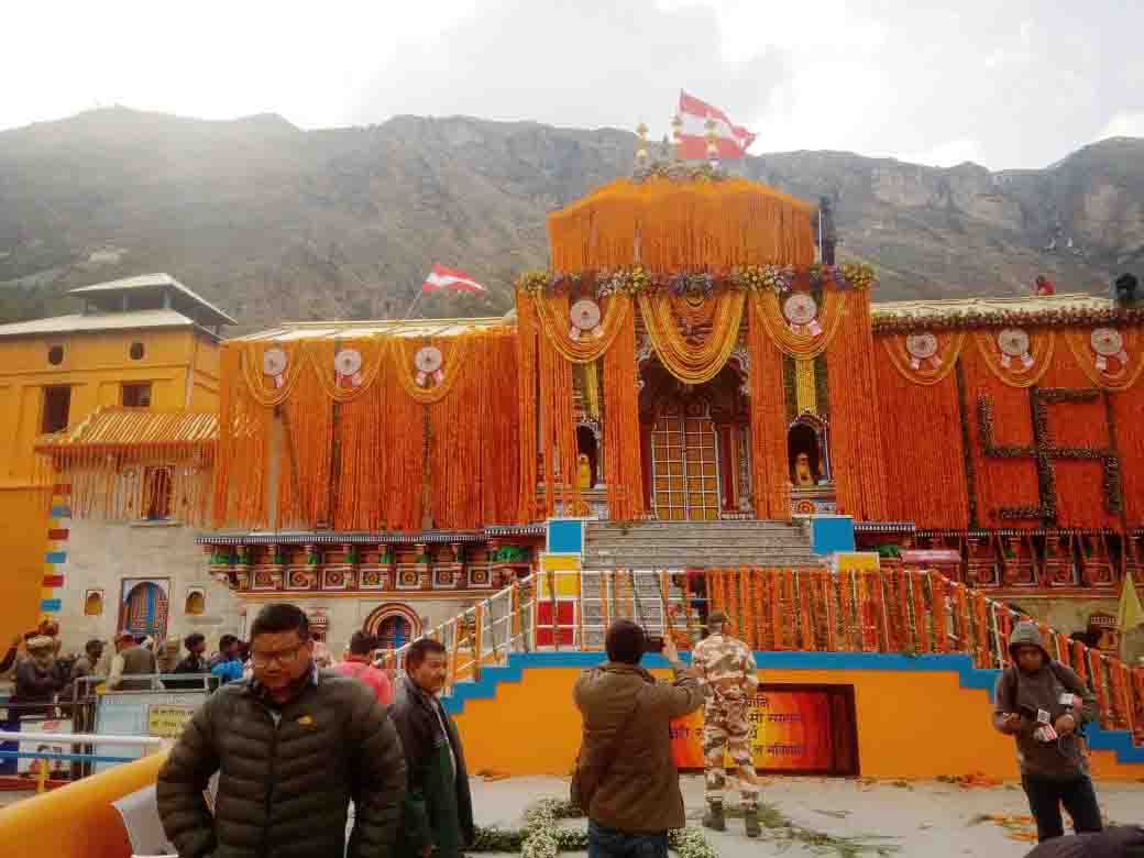 Portals Of Badrinath Temple To Open Today For Summer Pioneer Edge Uttarakhand News In 9483