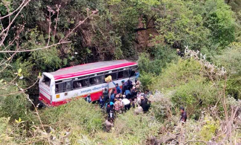 Two dead, 36 injured as bus falls into gorge on Mussoorie-Dehradun road