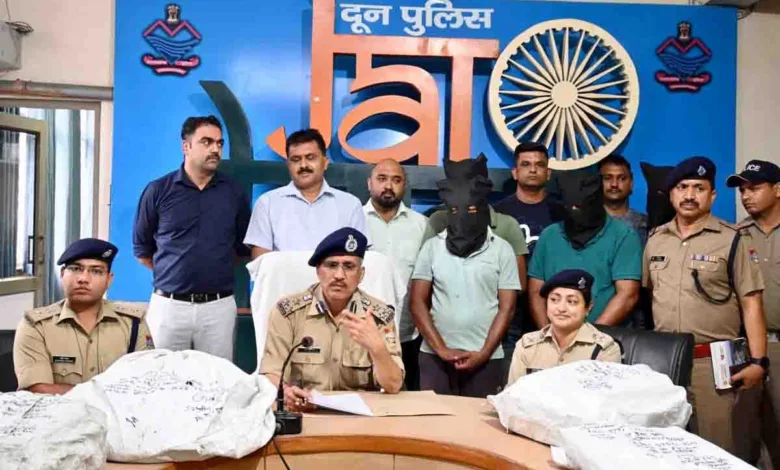 Police nab four men for stealing equipment from mobile towers