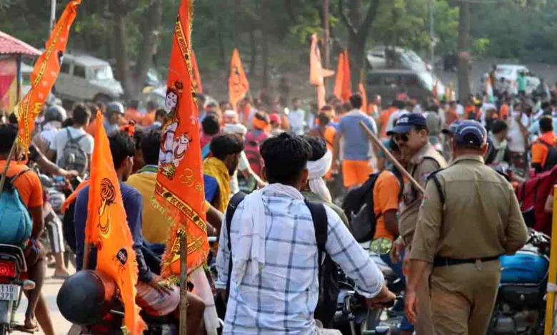 Lakhs visit Neelkanth Mahadev on Shrawan Shivratri