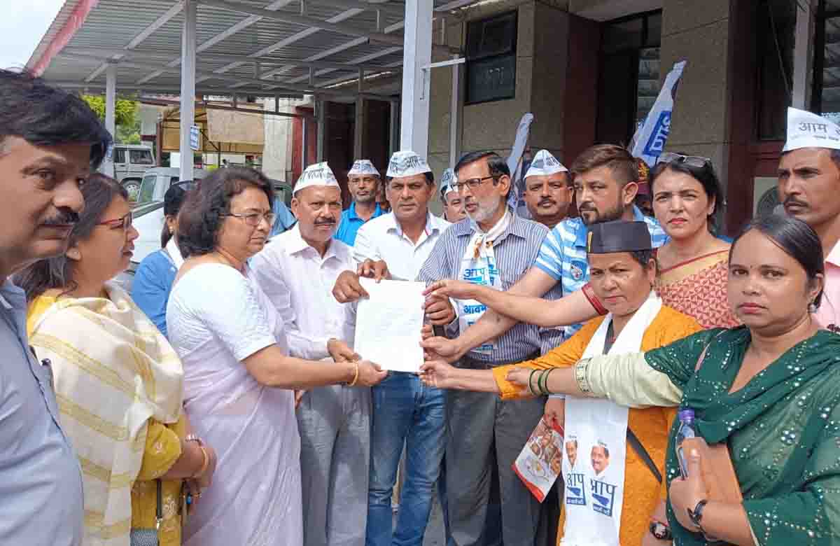 AAP stages protest against dengue menace