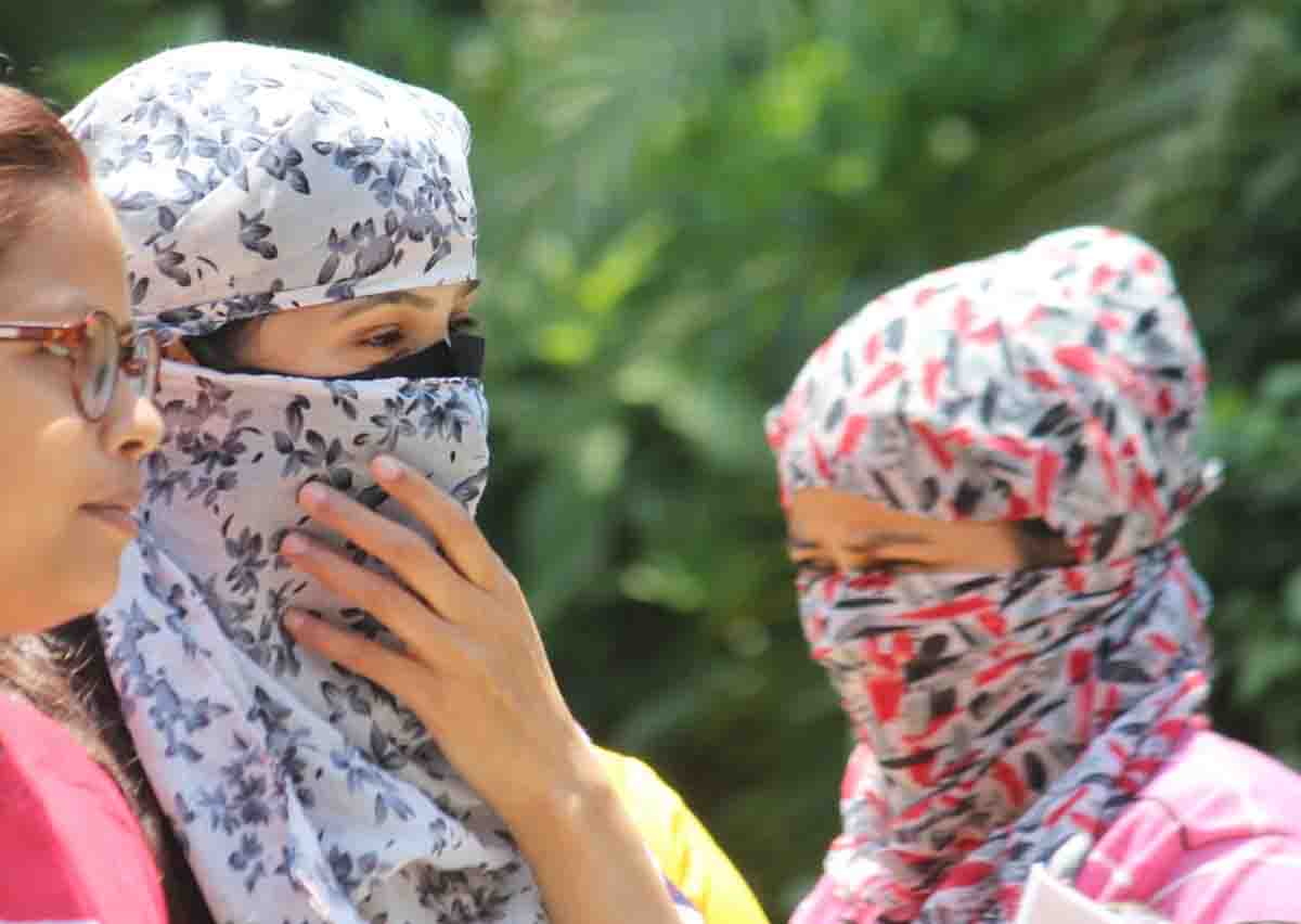 Temperatures soar, no major relief expected from rain forecast today