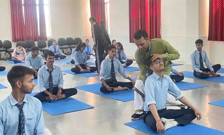 Workshop on stress management held at HSST