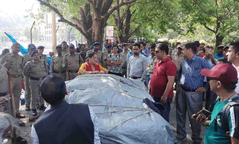 Drive to remove unauthorised vendors fizzles in Nainital