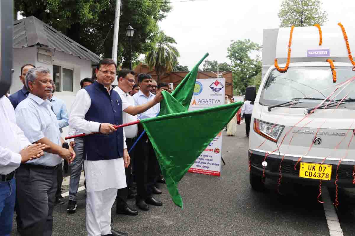 Lab on Wheels launched for four districts