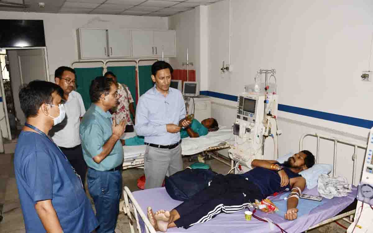 Commissioner makes surprise visit to base hospital, directs steps for improvement