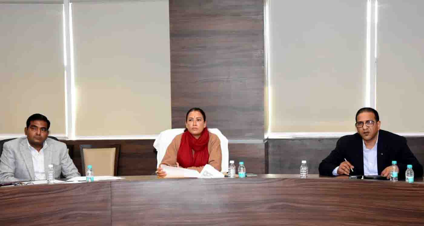 Arya directs officials to appoint Anganwadi workers