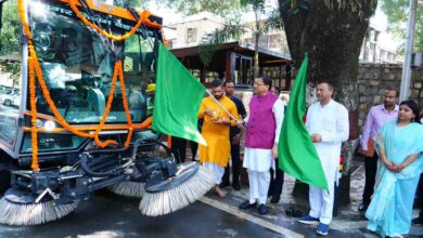 CM launches vacuum-based road sweeping machines in Dehradun