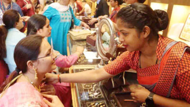 Doon jewellers shift focus to lightweight jewellery for wedding season