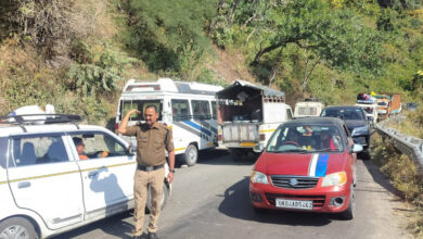 Traffic load rises in Nainital with increased weekend footfalls