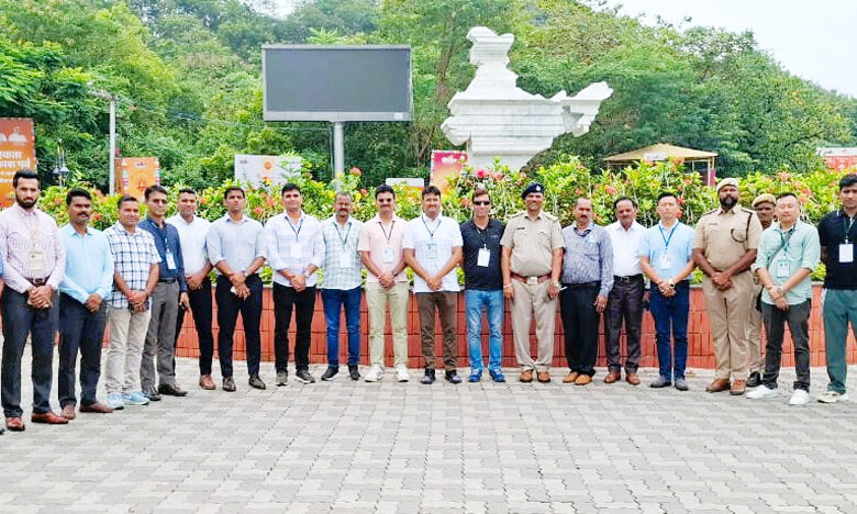 Uttarakhand police team reaches Gujarat to study management of police arrangements