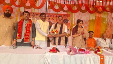 Bhatt launches BJP’s booth worker conference campaign from Kashipur