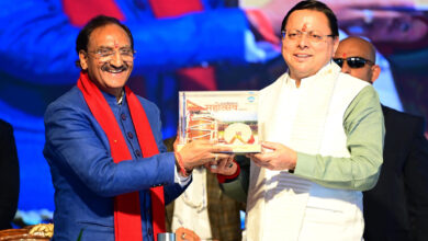 Dhami attends closing session of Sparsh Himalaya Mahotsav-2025 at Lekhak Gaon