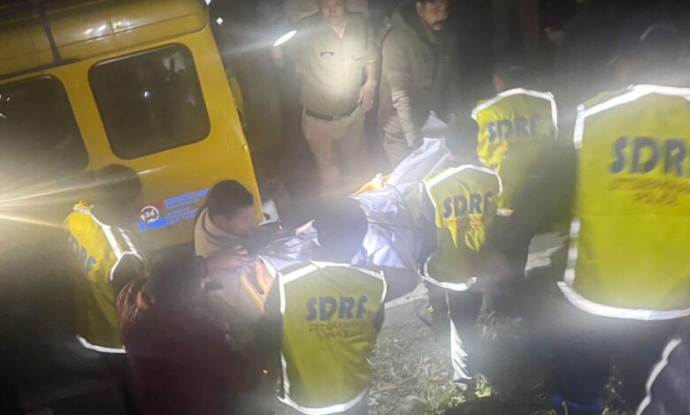 Two tourists dead, one missing after Tempo traveller falls into gorge in Nainital