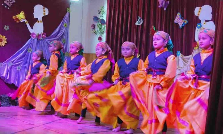 Vrindavan Public School enthral at annual function