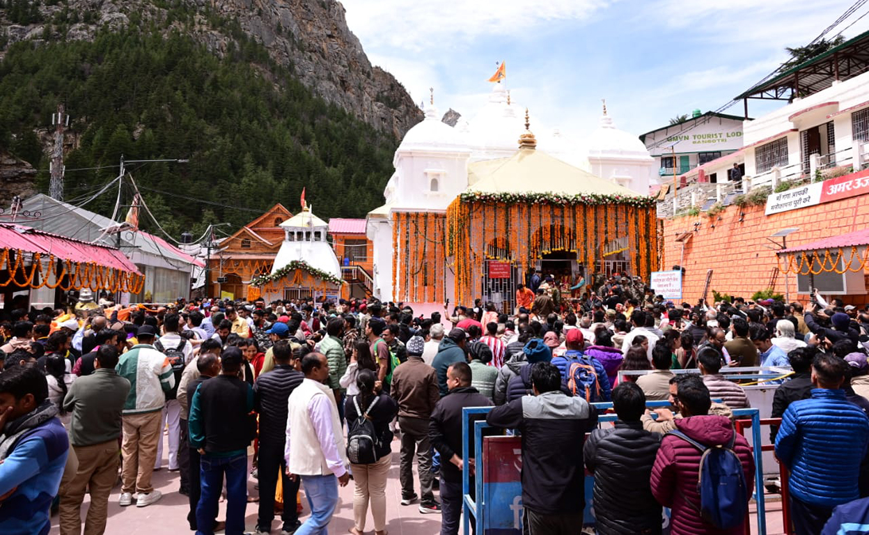 Char Dham Yatra beings with