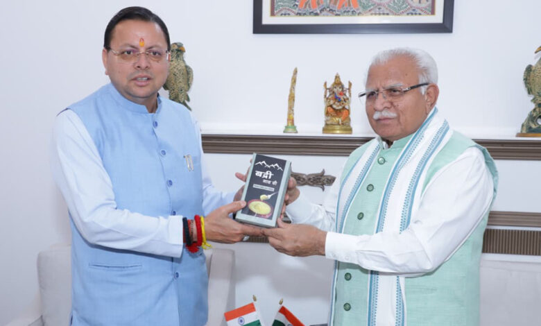 Dhami meets Khattar, bats for development projects for Kumbh area