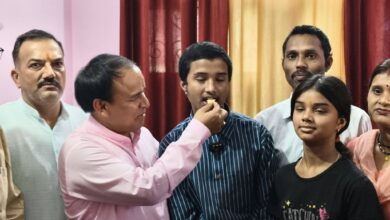 Minister visits residence of class X topper