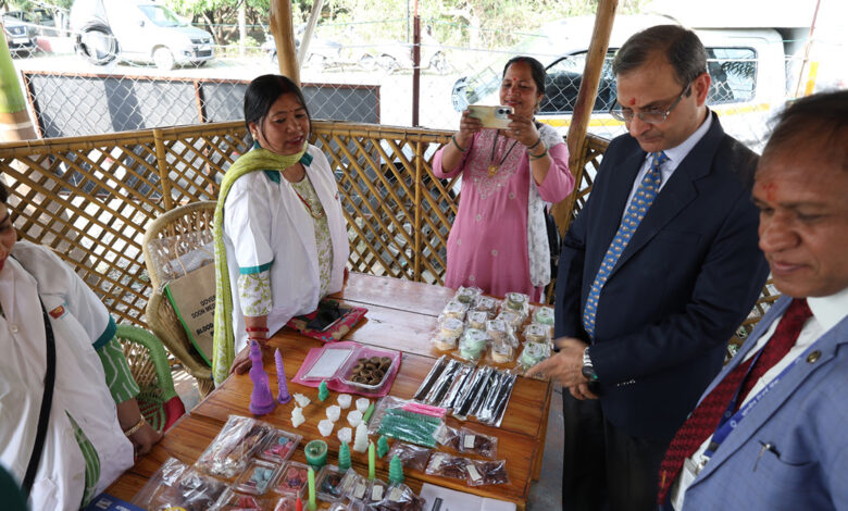 RBI governor stresses on financial literacy for empowering citizens