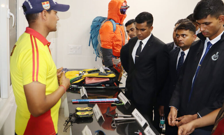 Trainee IPS officers visit SDRF HQ, learn disaster management skills