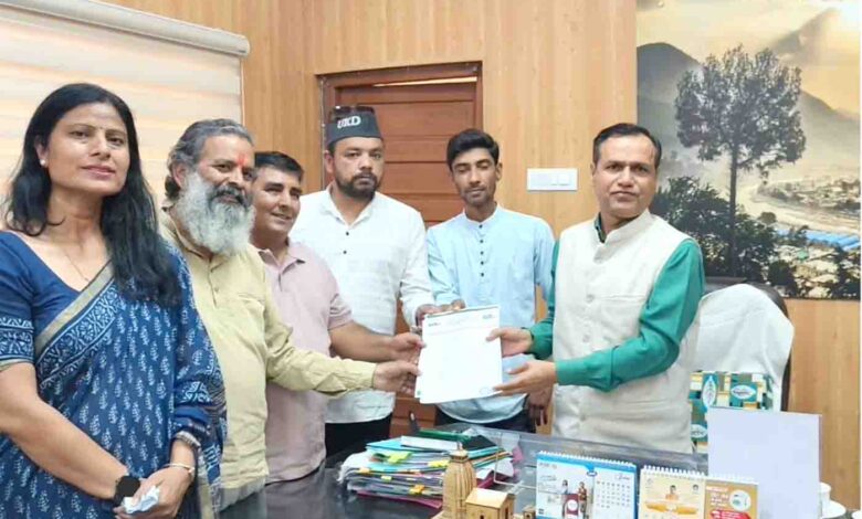 UKD flays Devbhoomi Family ID, demands protection of natives