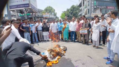 Youth Congress holds protest on NEET paper leak