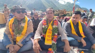 Arya seeks committee headed by retired HC judge to probe Badrinath theft allegations