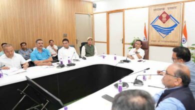 Complete work on CMs announcements for Champawat Sudhanshu to officers