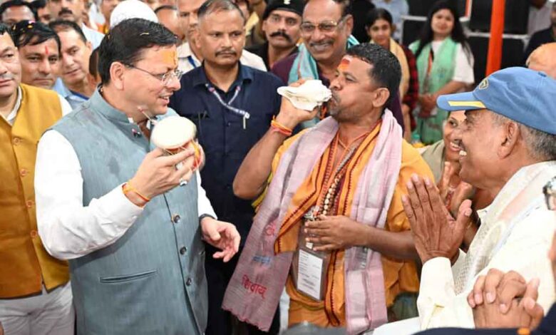 First batch of Kailash Mansarovar pilgrims flagged off from Tanakpur