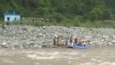 Kosi in spate turns village with 500 residents into island