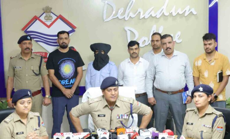 Helper arrested for killing 72-year-old woman over unpaid wages